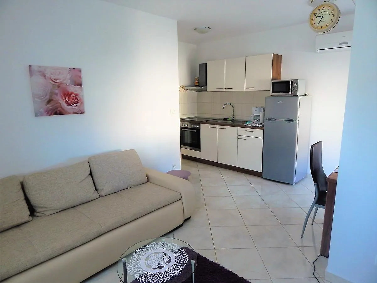 Apartments Linda Trogir