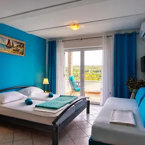 https://apartman-studio-pula.in-istria.net